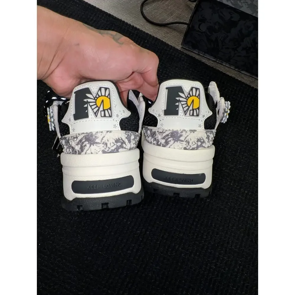 Kaalixto x MEDM Daisy Bread woman sneakers size 4